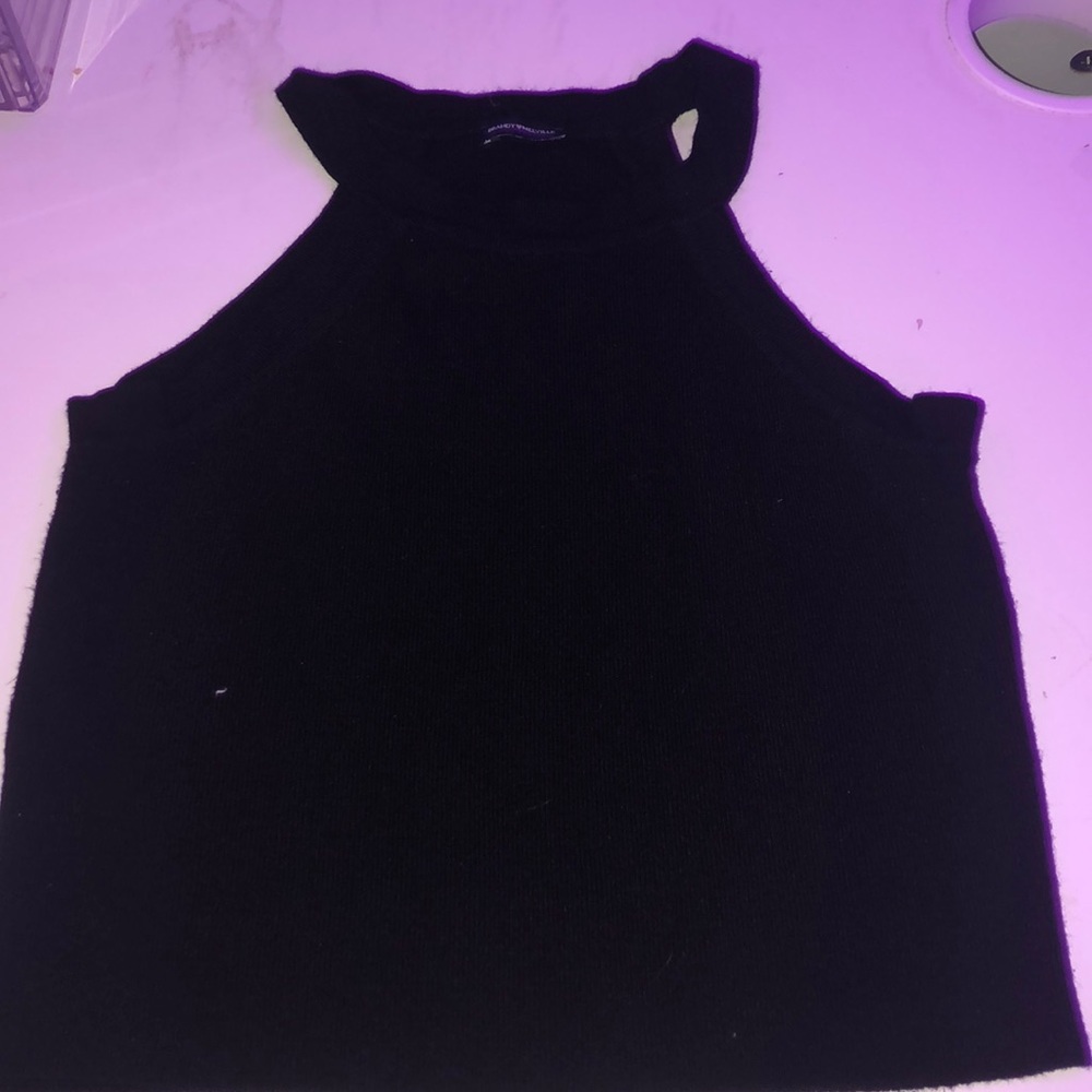 Black cropped brandy Melville top
